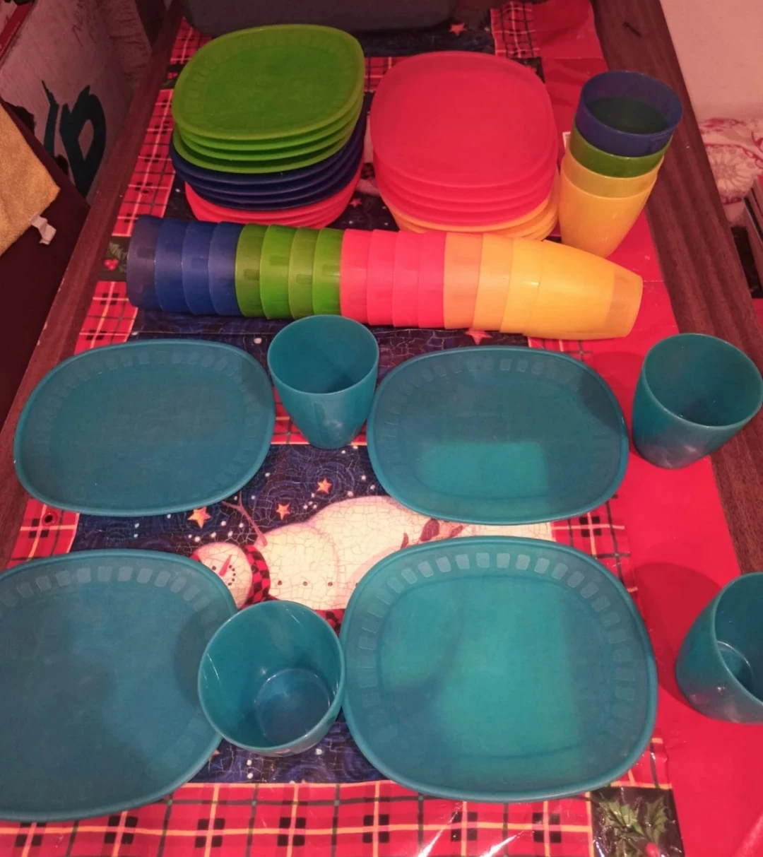 52 Piece Children's Plastic Plates and Cups Set🏆 - photo 3