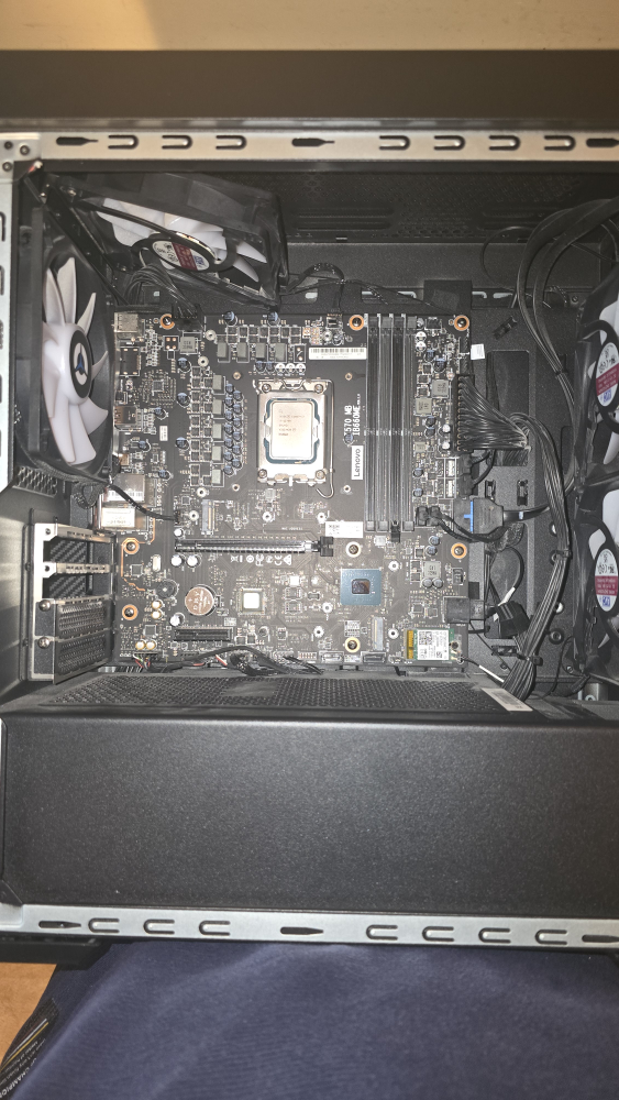 Lenovo Legion Gaming PC - Intel Core i7-12700 - photo 4