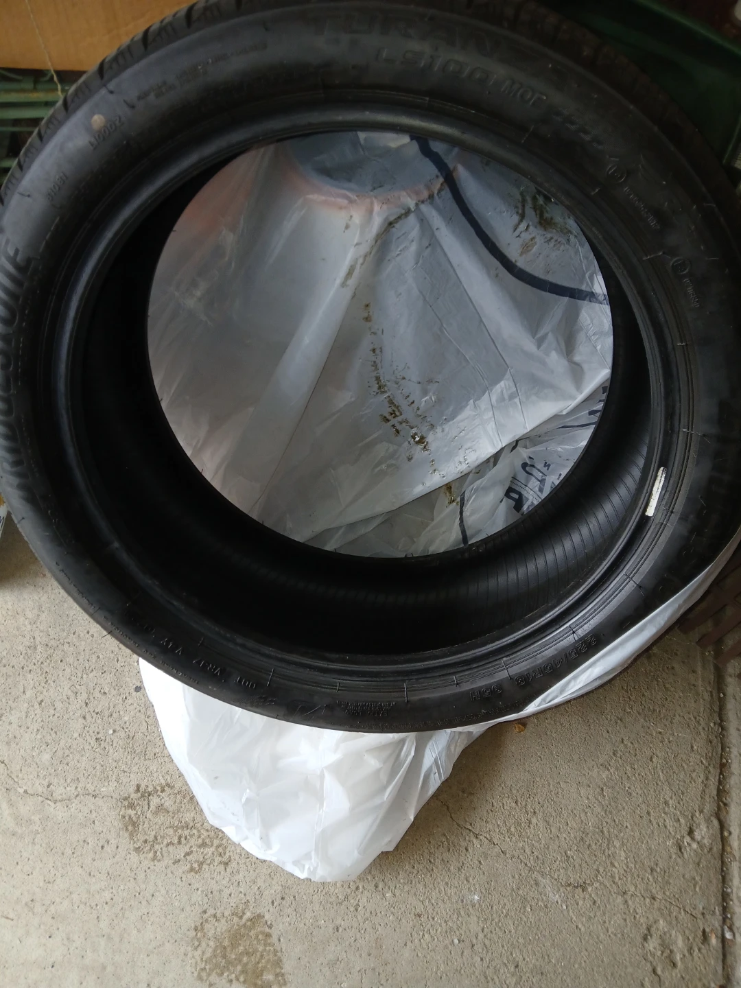 Bridgestone Blizzak Tire