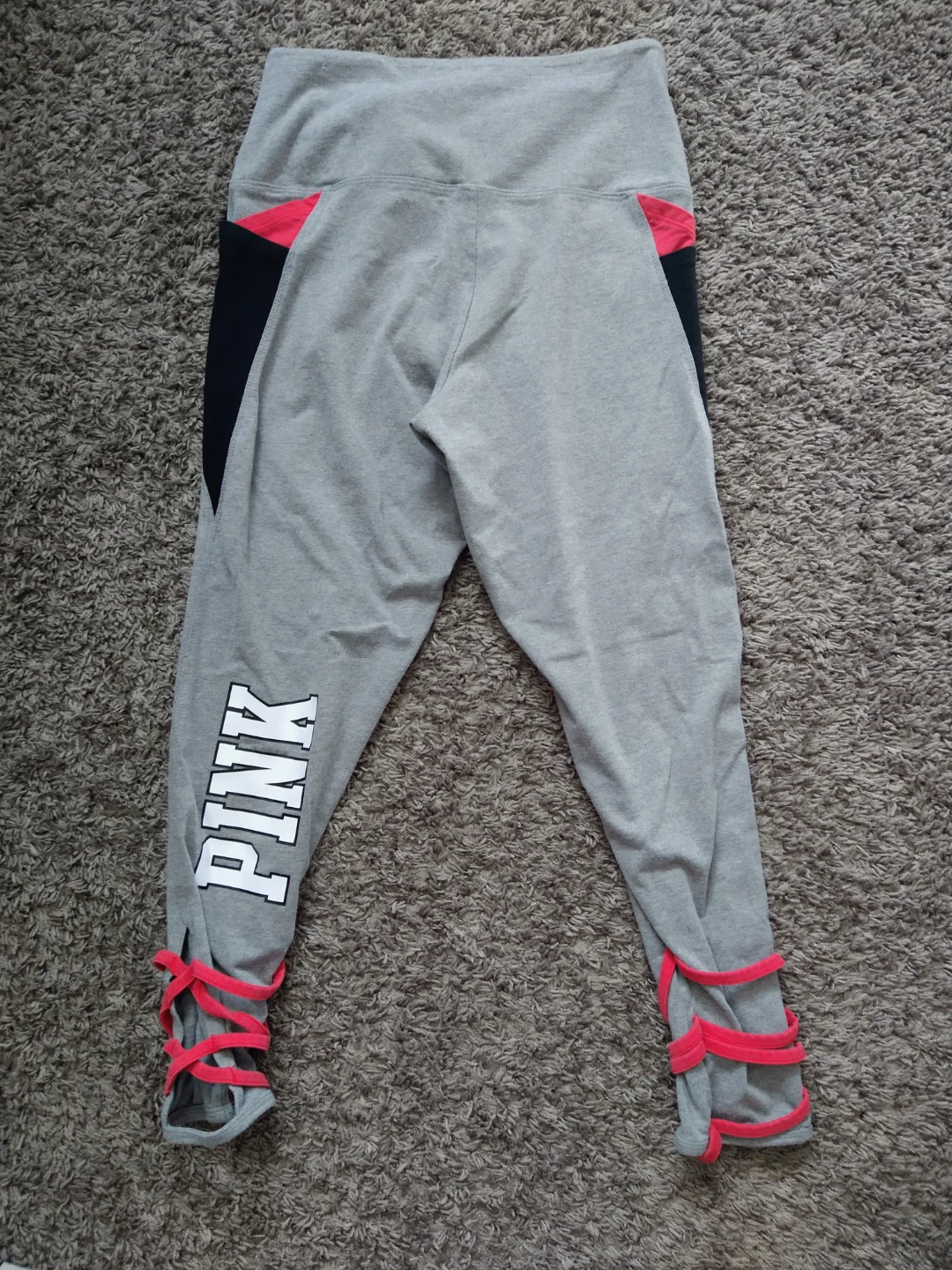 VICTORIA SECRET MEDIUM GRAY AND HOT PINK LEGGINGS - photo 4