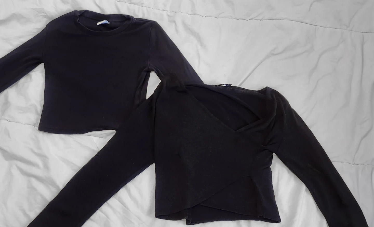 TNA & Wilfred Free Black Long Sleeve Tops – XS & M