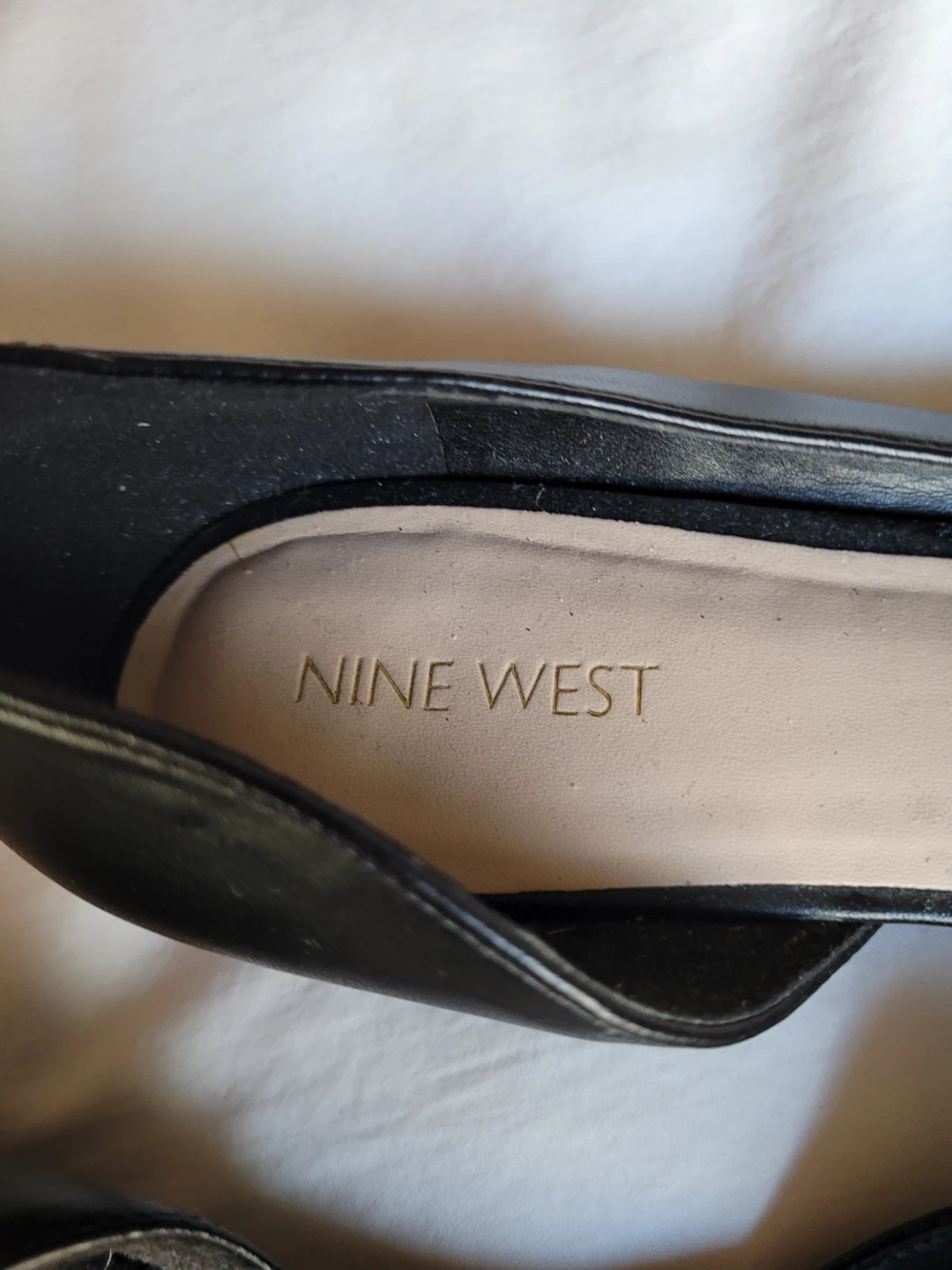 🏆Nine West Black Ruffle Pointed Toe Flats - Size 10M 🏆 - photo 2