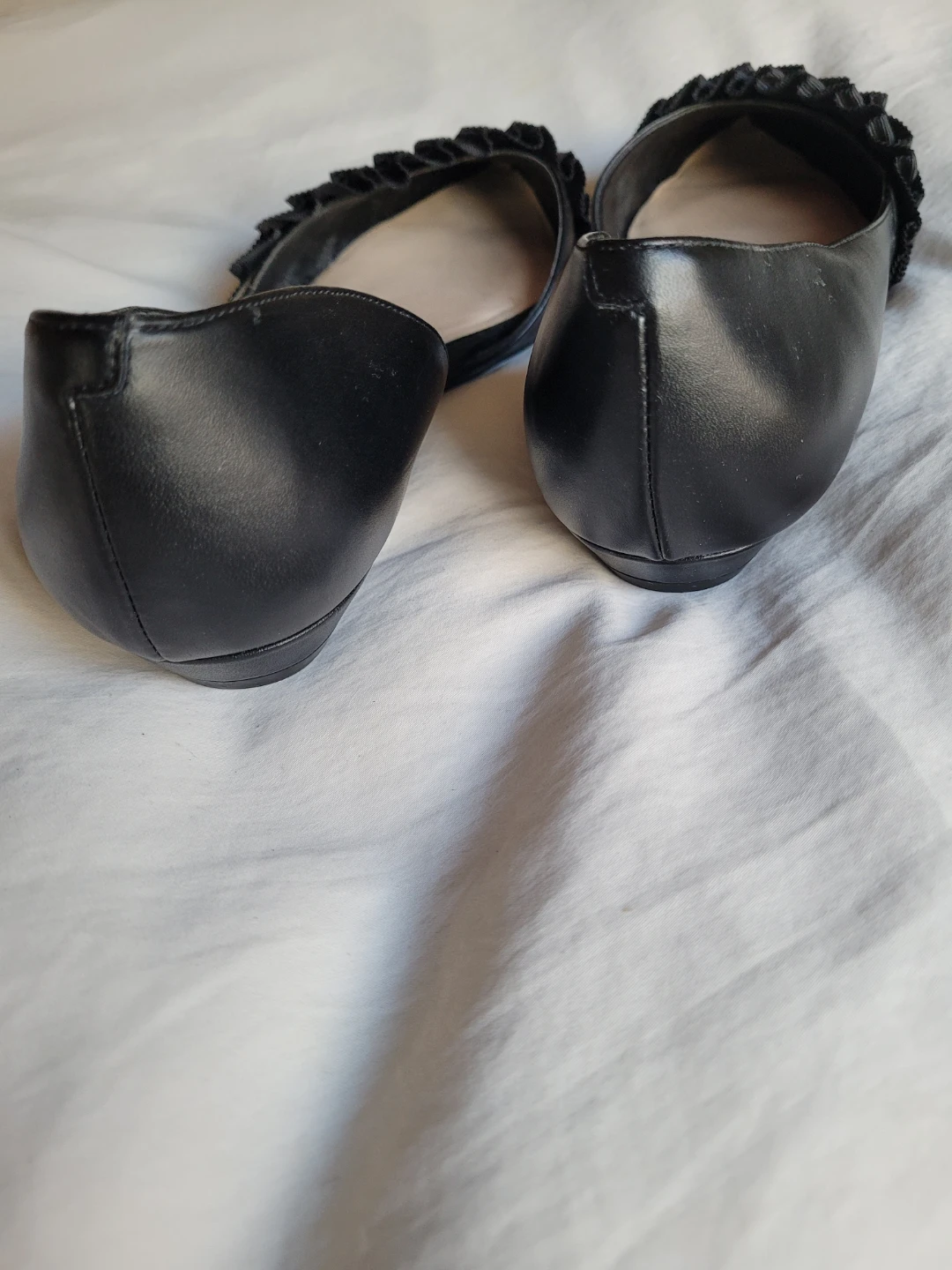 🏆Nine West Black Ruffle Pointed Toe Flats - Size 10M 🏆 - photo 4