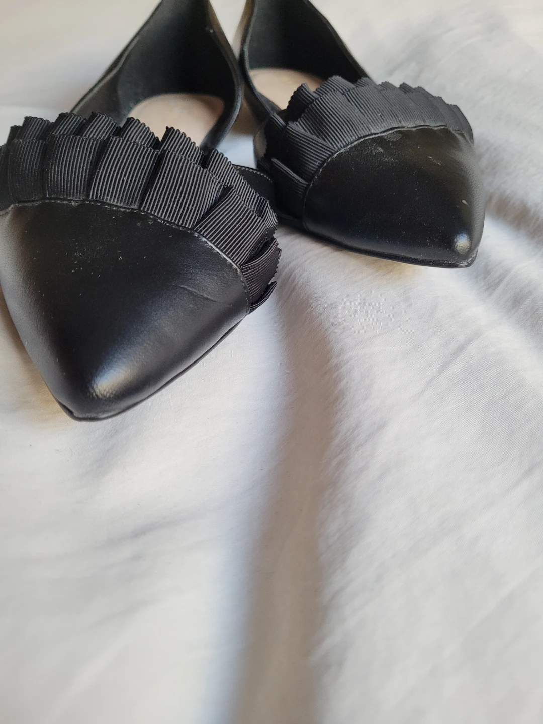 🏆Nine West Black Ruffle Pointed Toe Flats - Size 10M 🏆 - photo 5