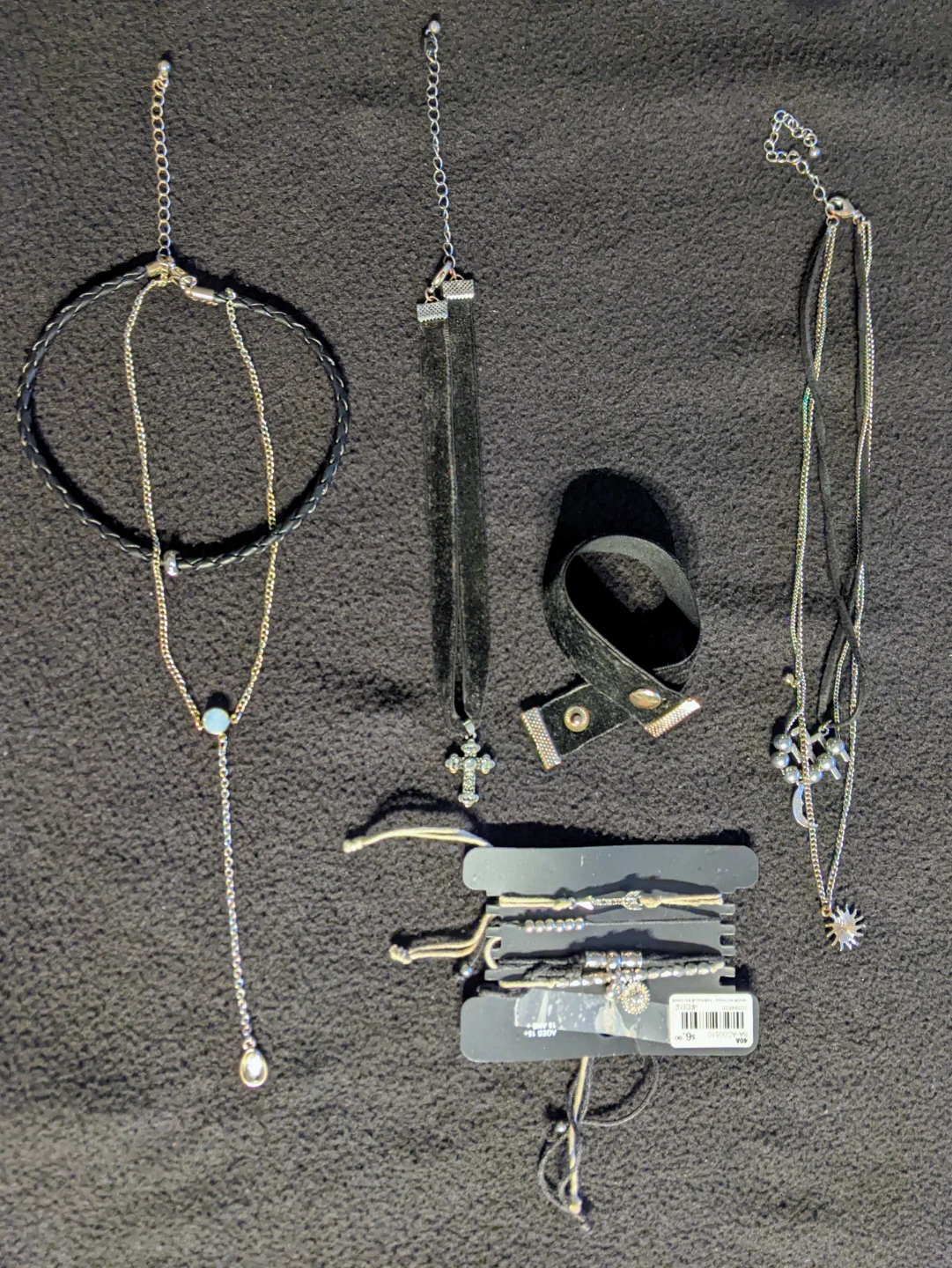 Assorted Jewellery and Headbands - photo 2