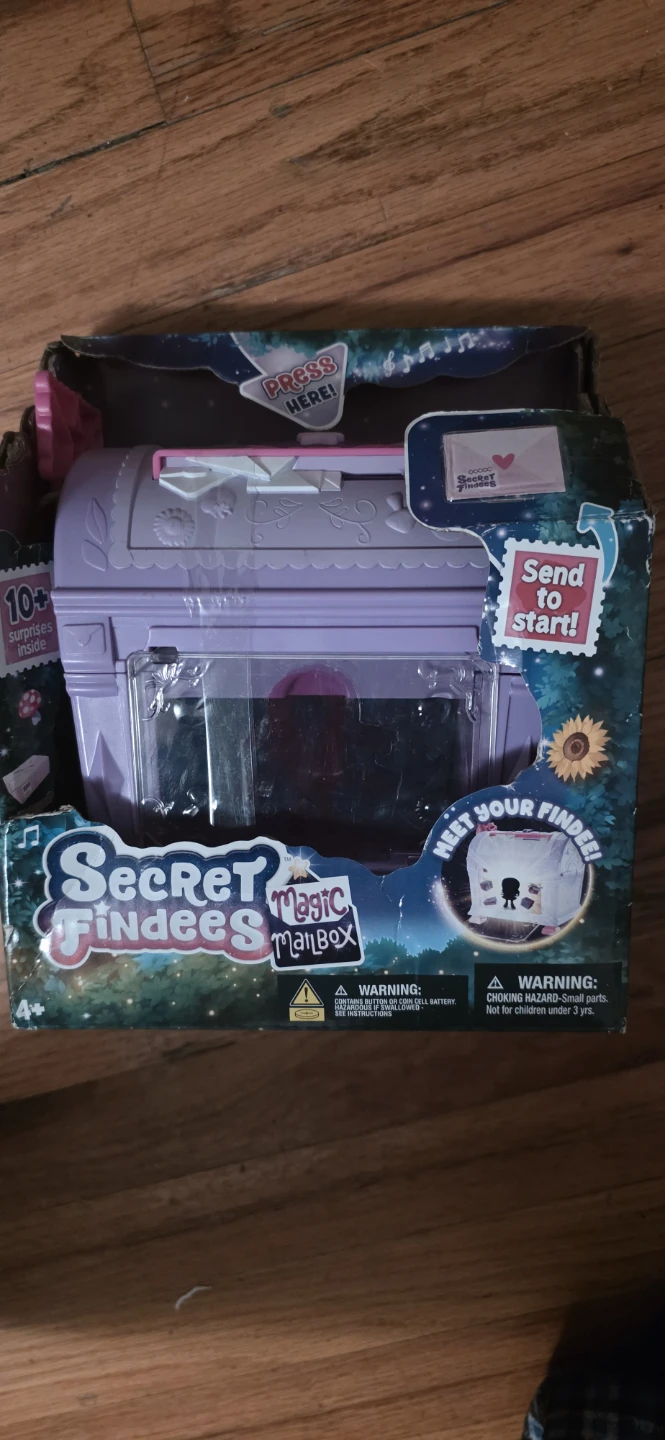 Secret Findees Magic Mailbox Toy with 10+ Surprises