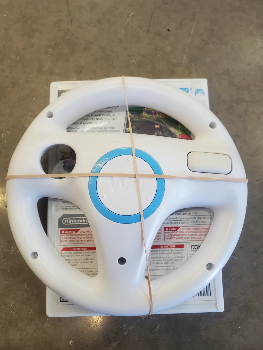 Nintendo Wii Mario Kart Steering Wheel and Game Bundle - photo 2