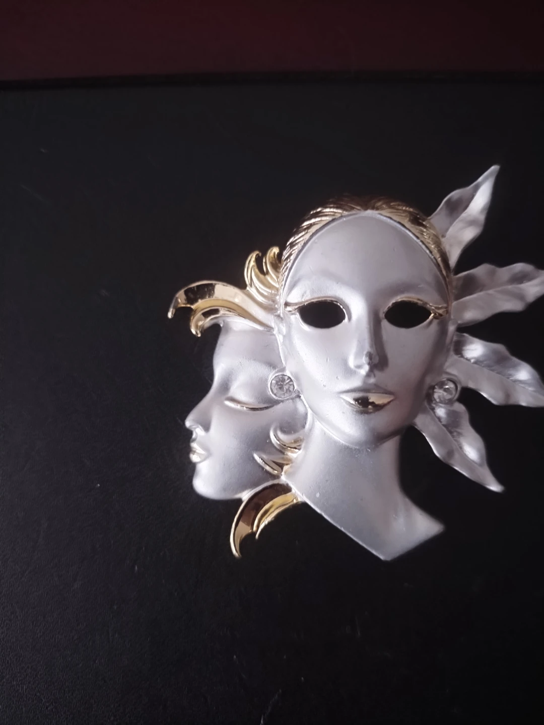 Vintage Masquerade Mask Brooch