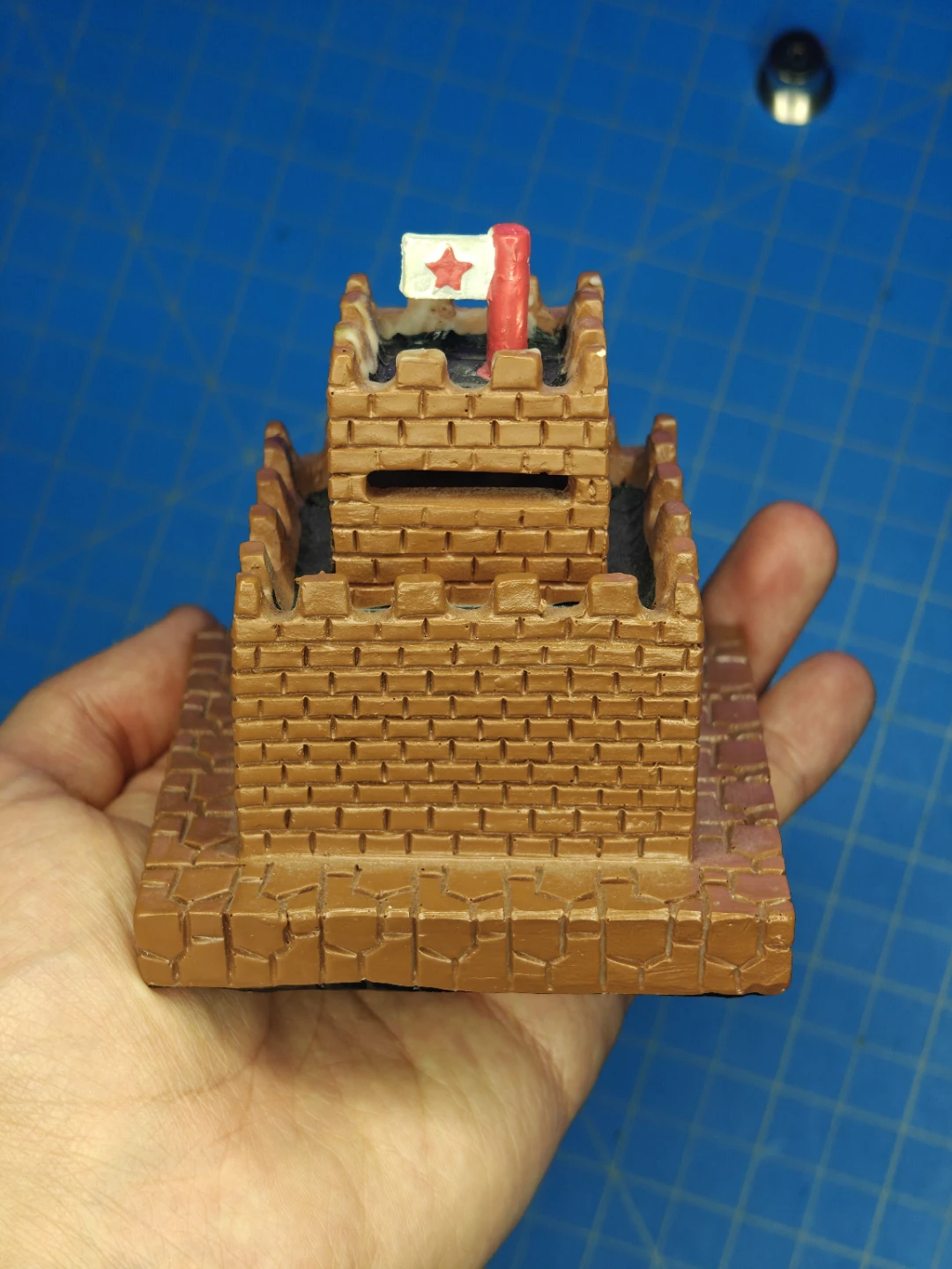 CultureFly Super Mario Bros. Castle Coin Bank - photo 2