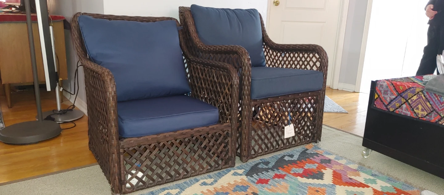 Patio Chairs with Blue Cushions