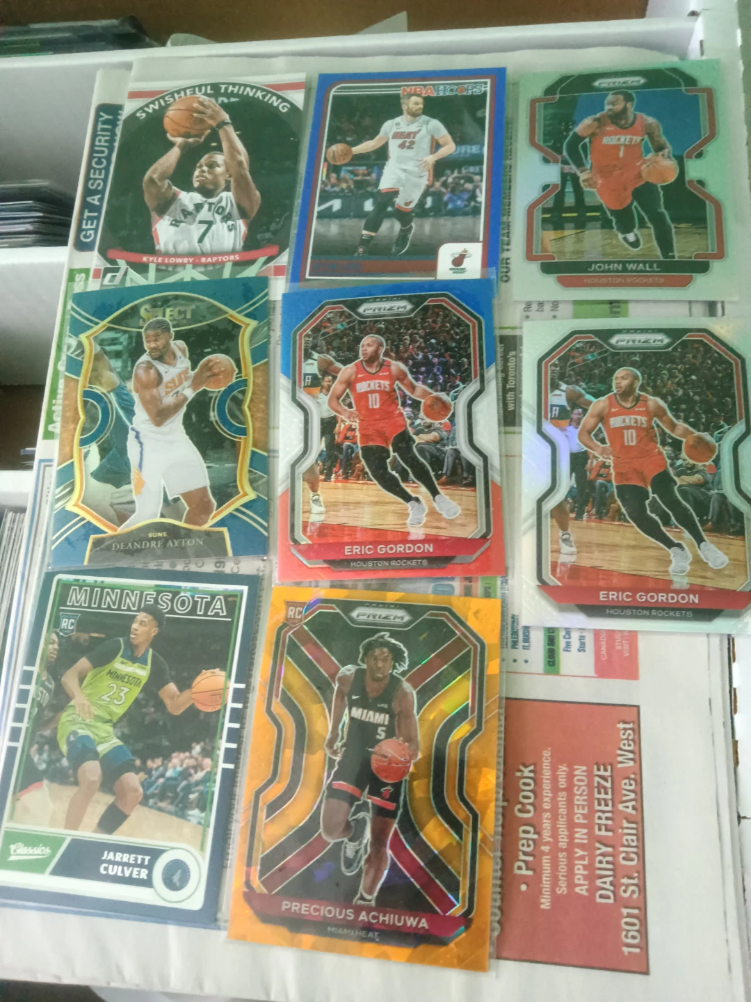 Collection of NBA Basketball Trading Cards 🧡