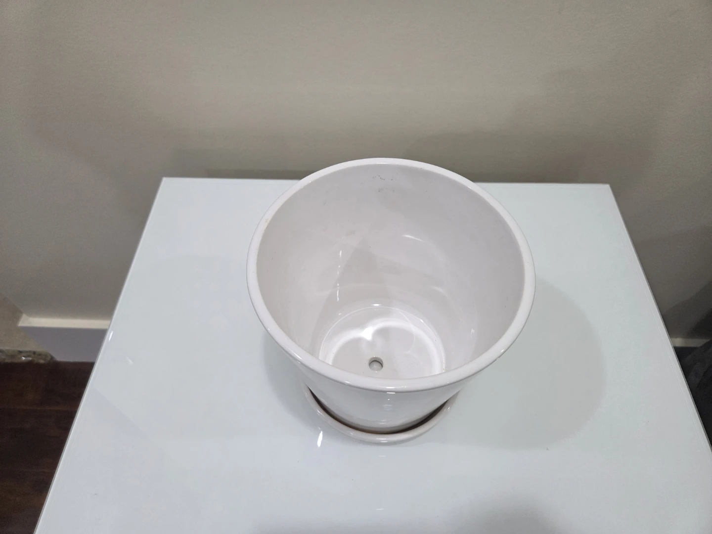 Ikea White Ceramic Plant Pot with Saucer - photo 2