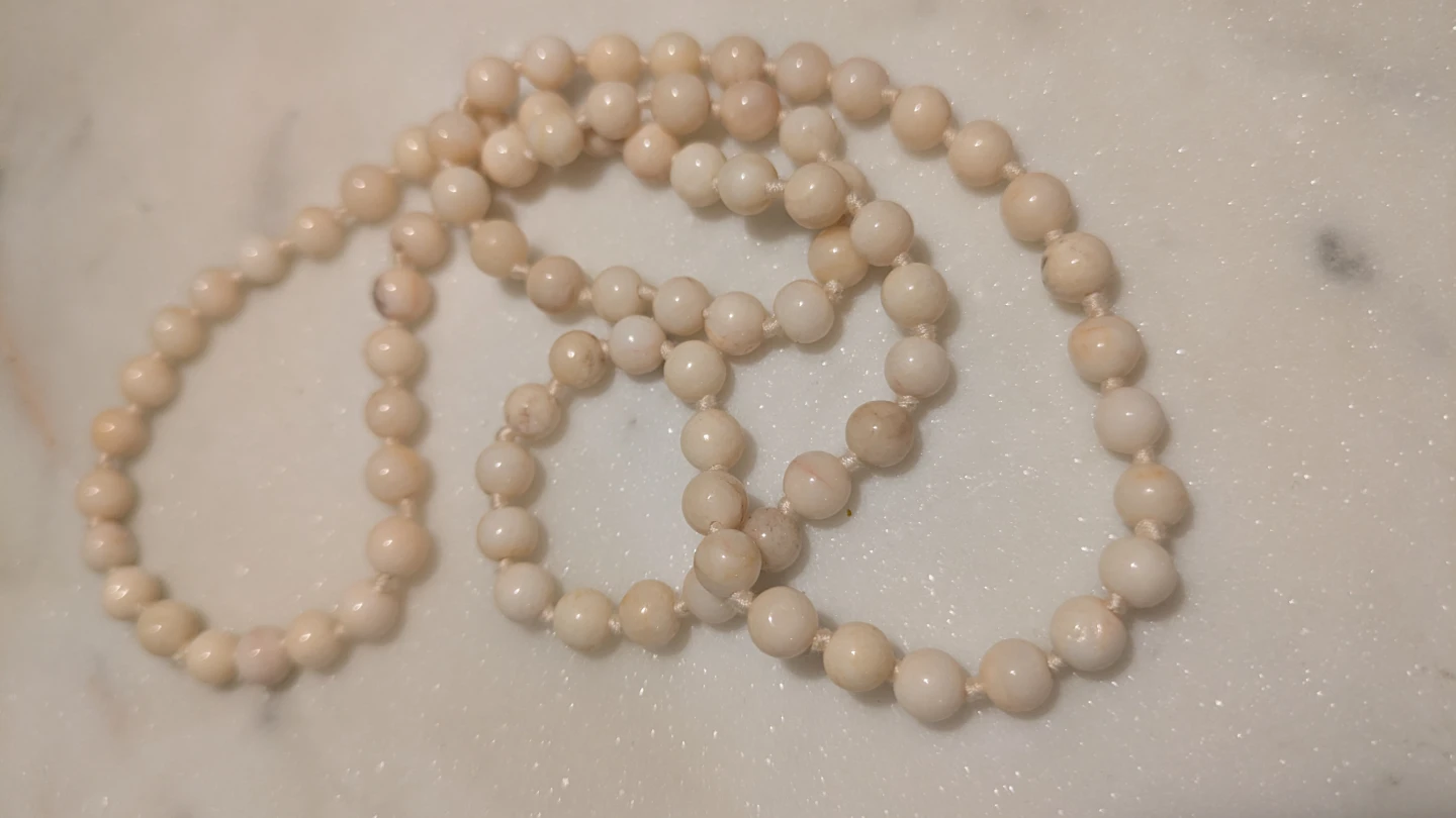RARE Vintage Angel Skin Coral Silk String Necklace - photo 5