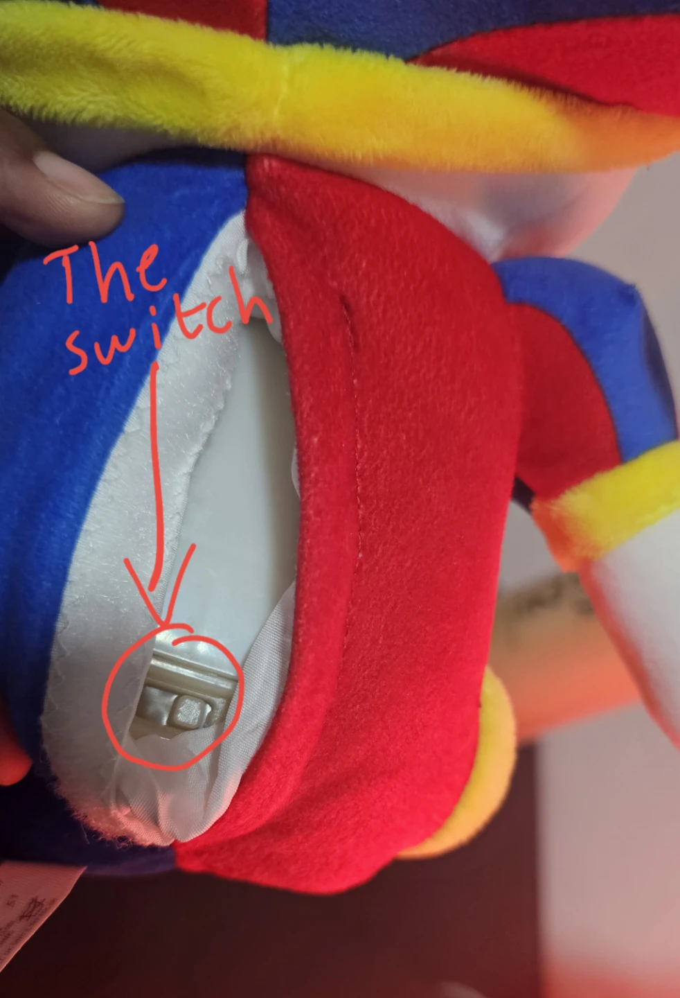 The Amazing Digital Circus - Pomni: Talking Plush Toy - photo 4