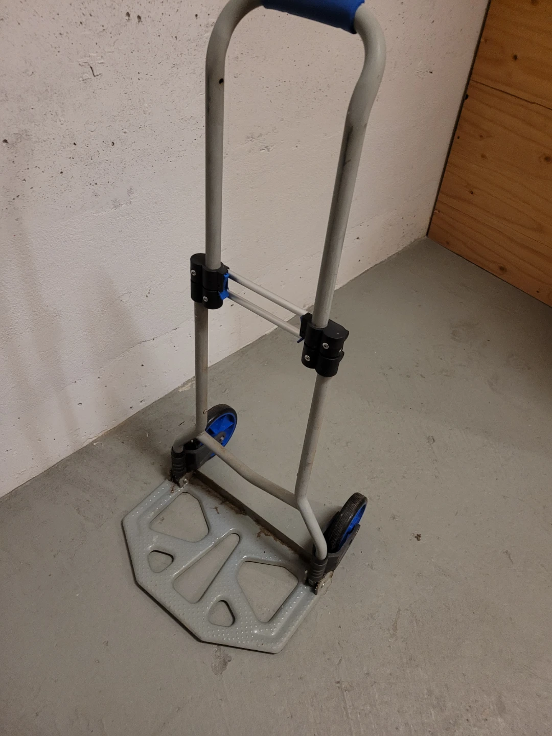 Folding Hand Truck Aluminum Luggage Cart