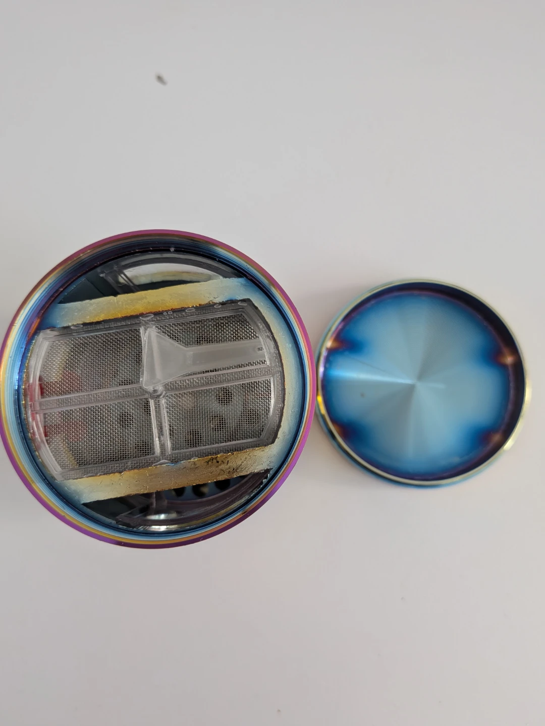 63mm Rainbow 4-Piece Herb Grinder with Collection Tray - photo 5