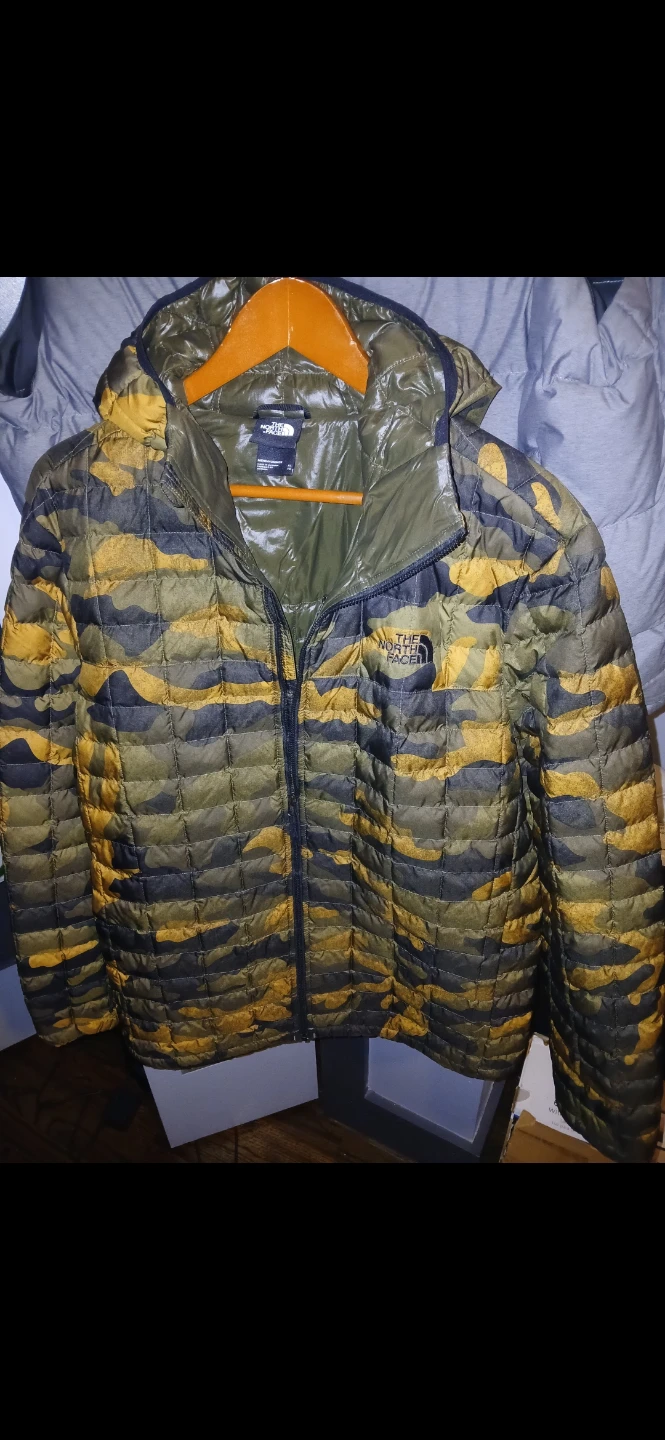 The North Face Puffer Vest and Jacket Bundle