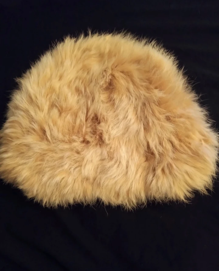 Fur hat - photo 3