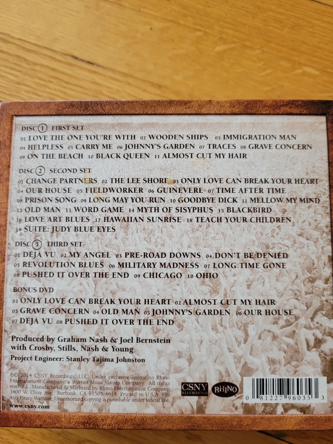 CSNY 1974 4-CD Box Set Crosby, Stills, Nash & Young - photo 4
