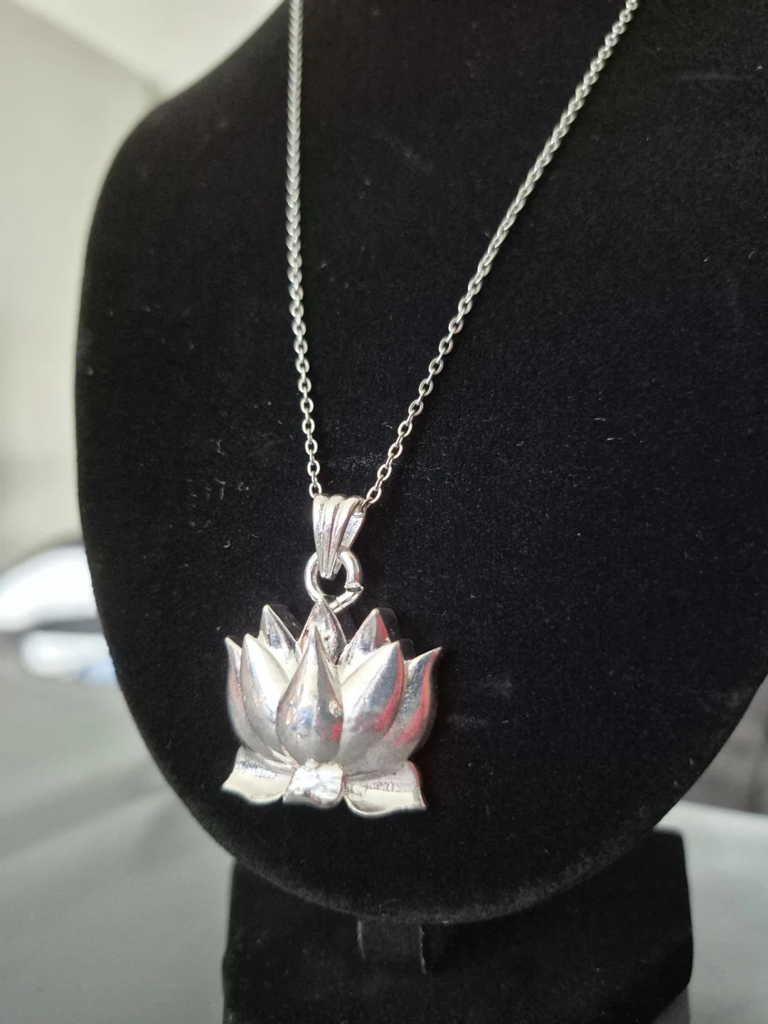 Sterling Silver Lotus Flower Pendant Necklace