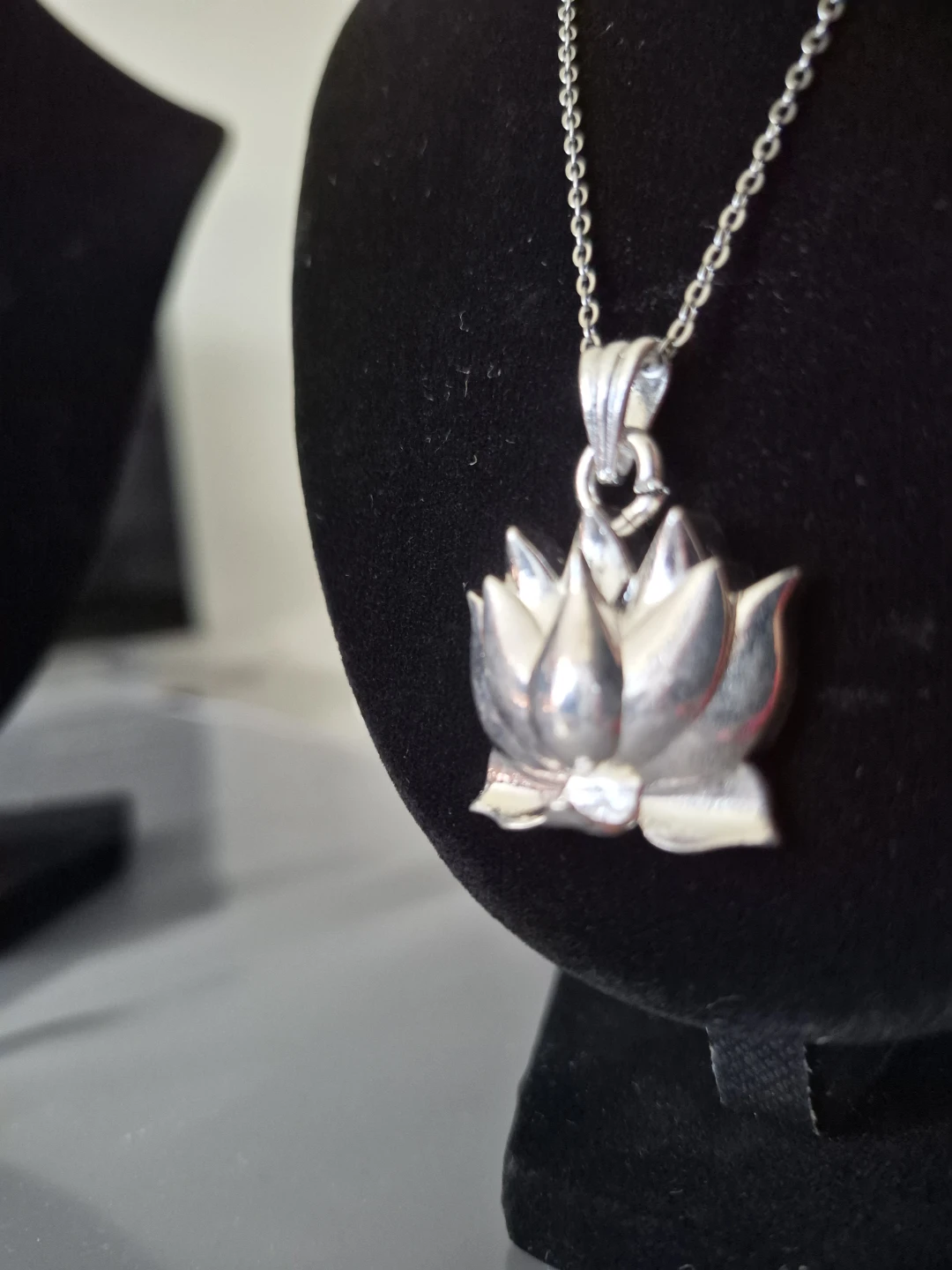 Sterling Silver Lotus Flower Pendant Necklace - photo 3
