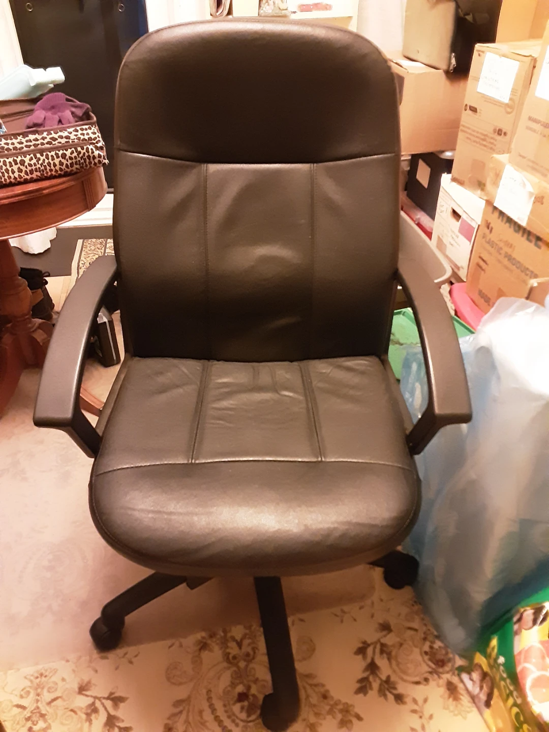 Black Office Chair - photo 2