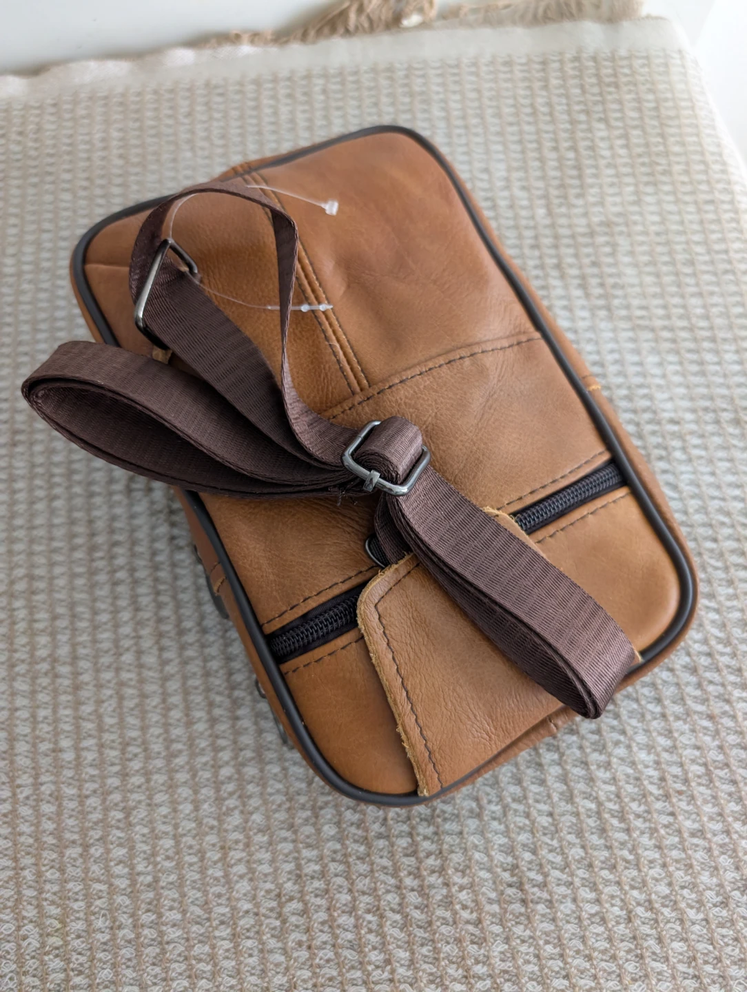 Brand New Brown Leather Crossbody Bag - photo 5