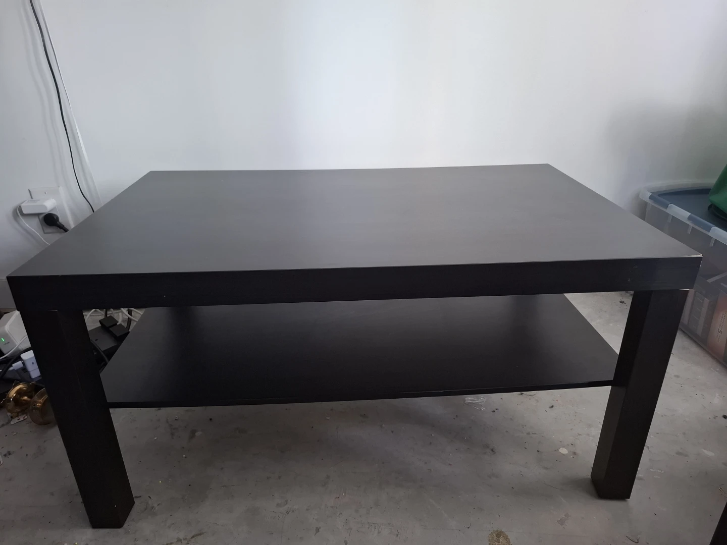 FREE Coffee Table - PICKUP ASAP (DOWNTOWN)