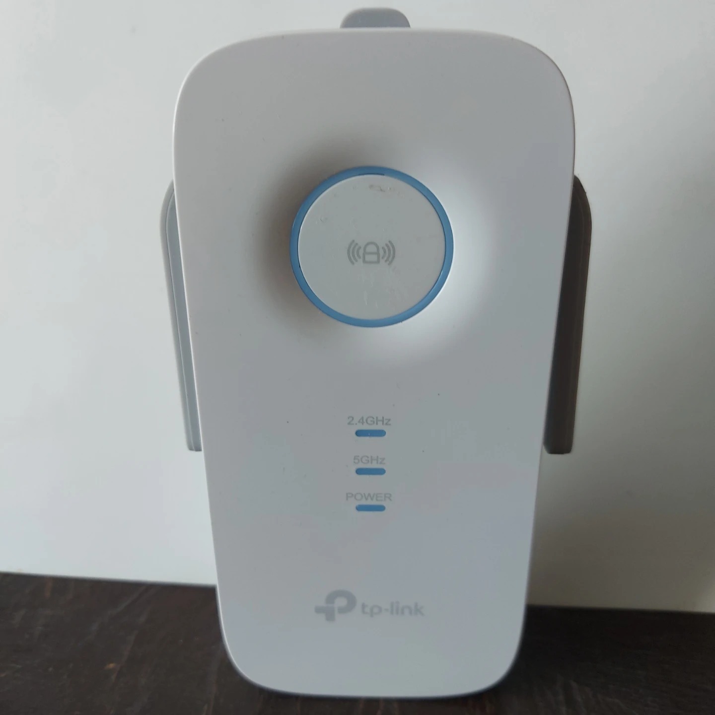 TP-Link AC1900 - Wi-Fi Range Extender - RE550 - photo 2
