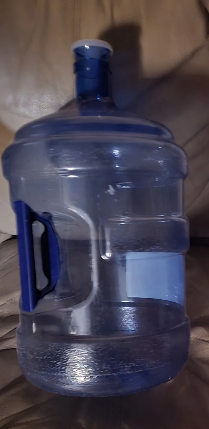 6- 5 gallon Water Jug with Handle