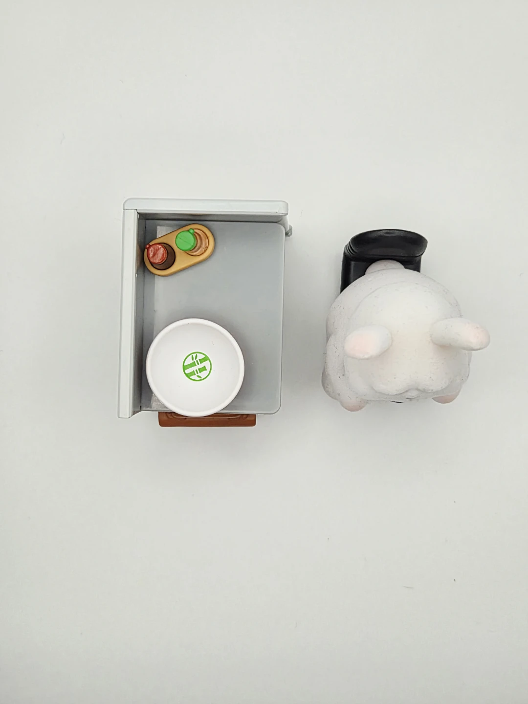 🏆Bunny Figure with Desk Accessories - photo 2