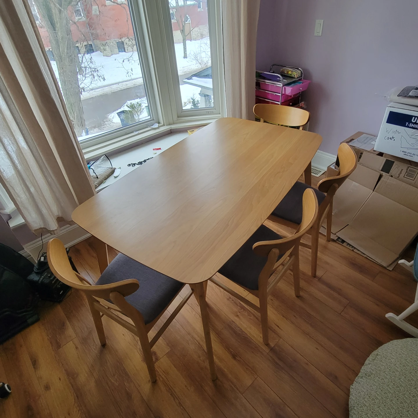 Light wood dining table + chairs