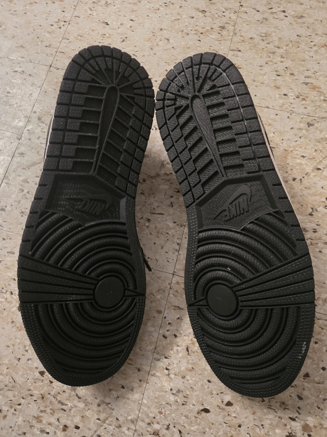 Air Jordan 1 Low Black White Sneakers - photo 5