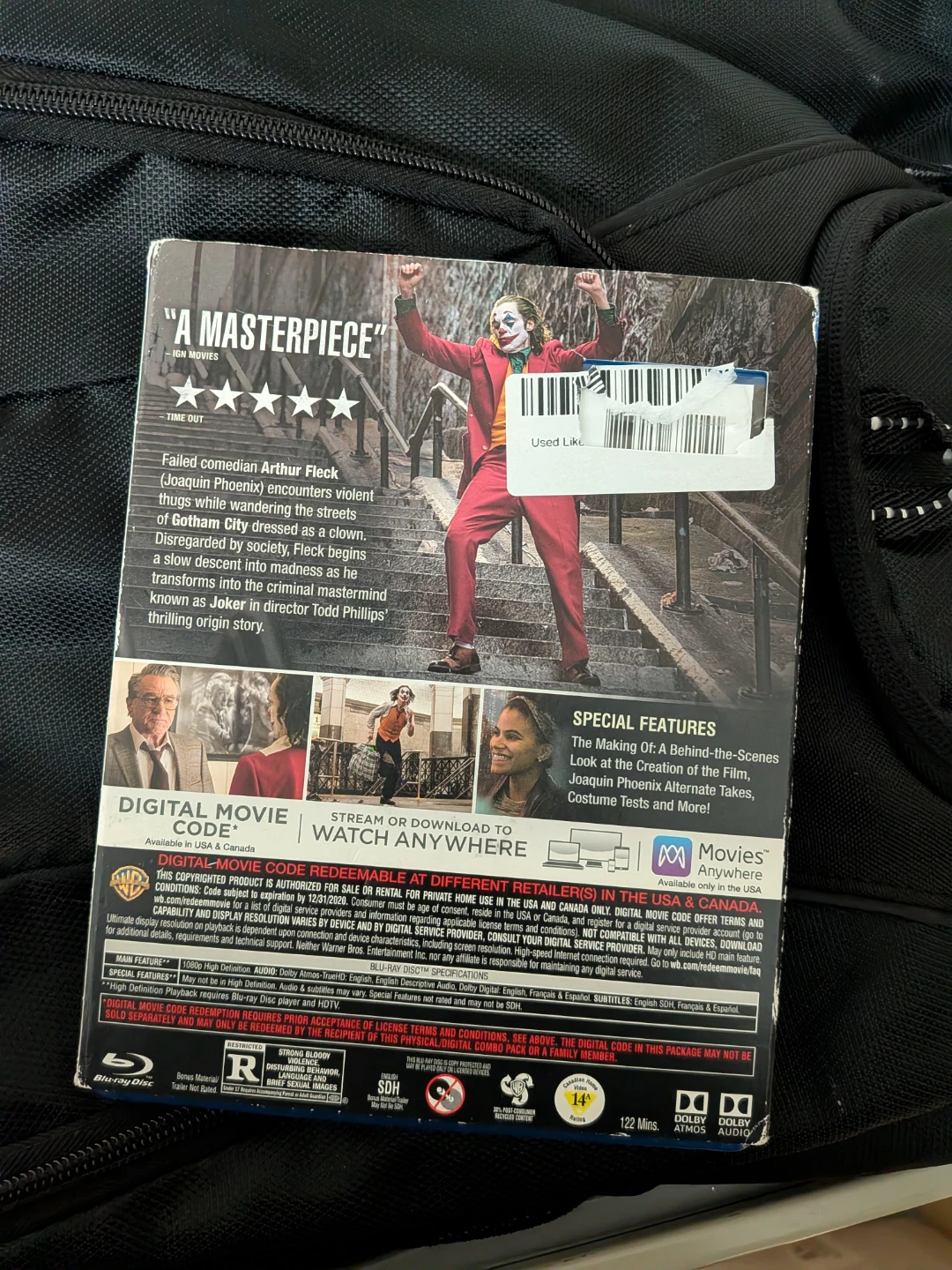 Joker Blu-ray + DVD + Digital Code - photo 3