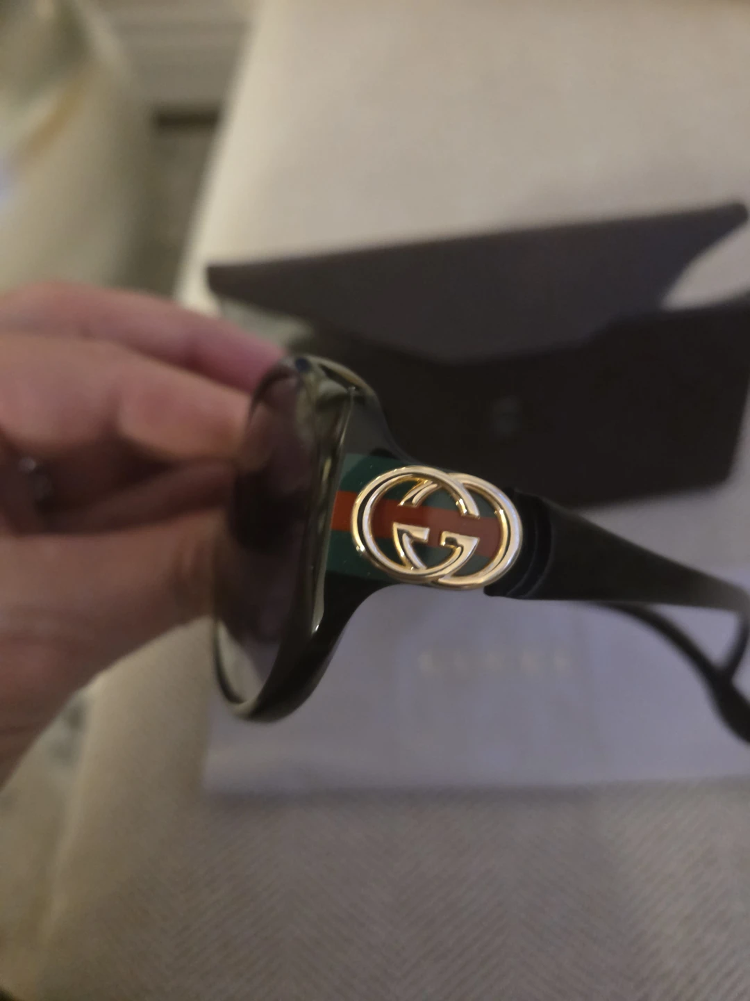 Gucci Black Sunglasses with Case - photo 2