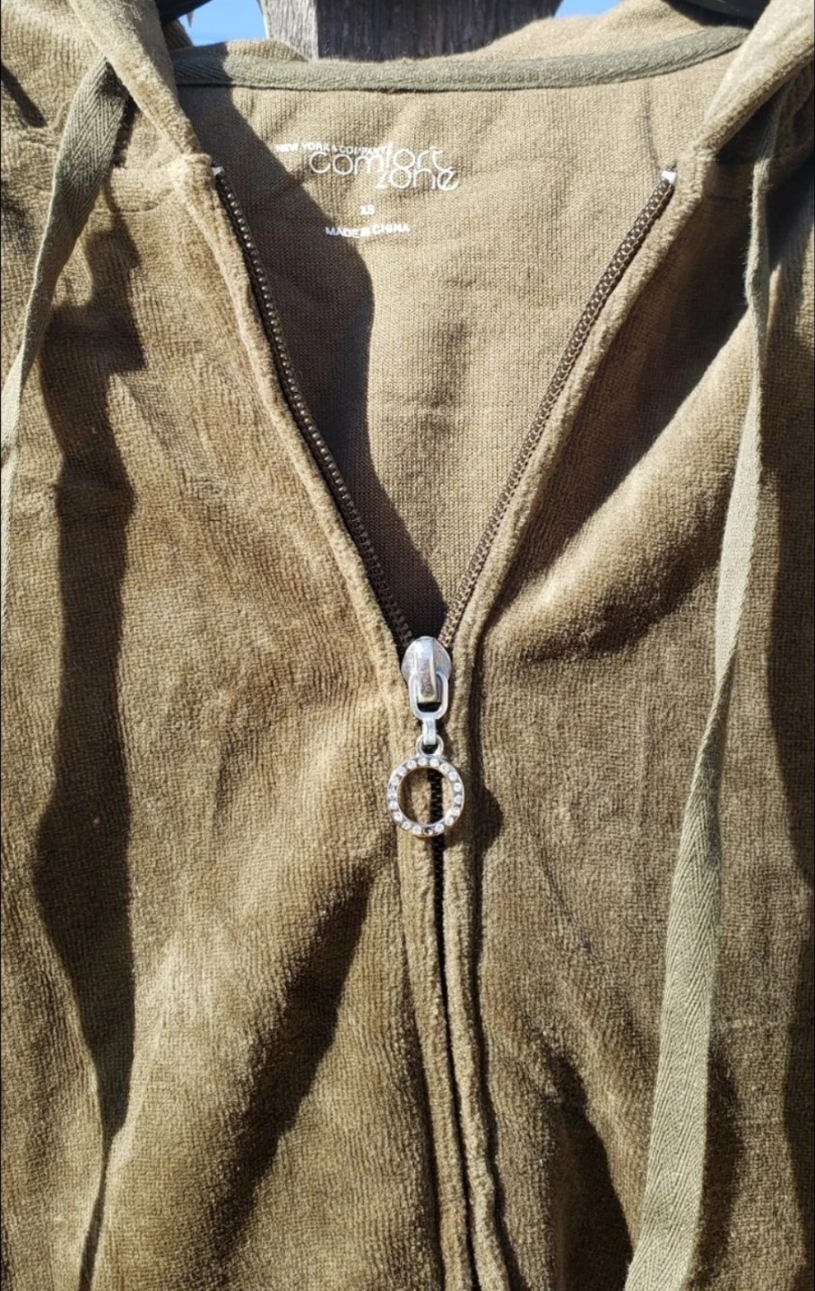 New York and company Comfort Zone Velour Hoodie Size XS - photo 3
