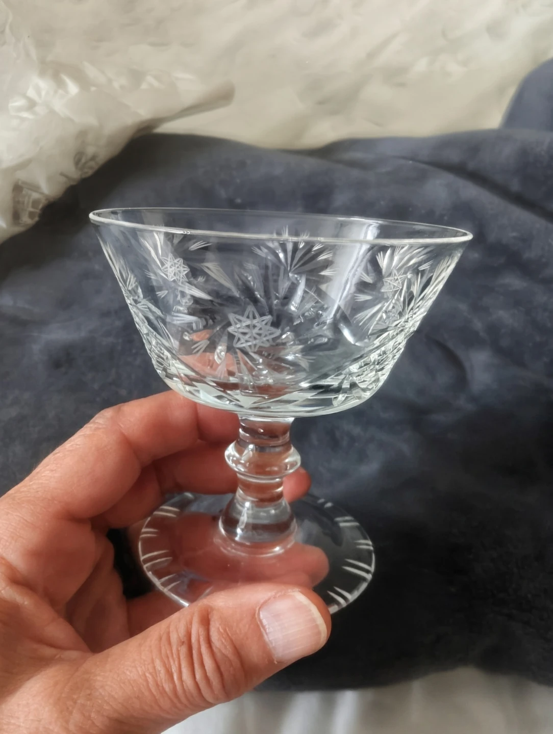 Set of 4 Crystal Dessert or Cocktail Glasses - photo 2