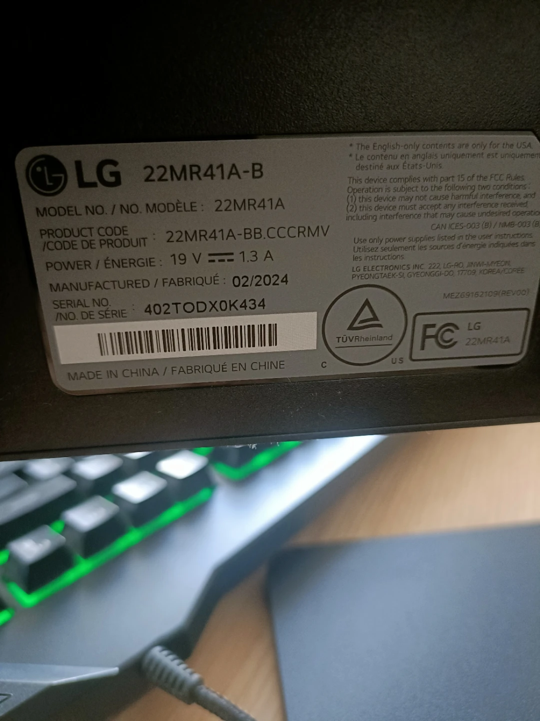 LG 22MR41A-B 22" Monitor with RGB Keyboard