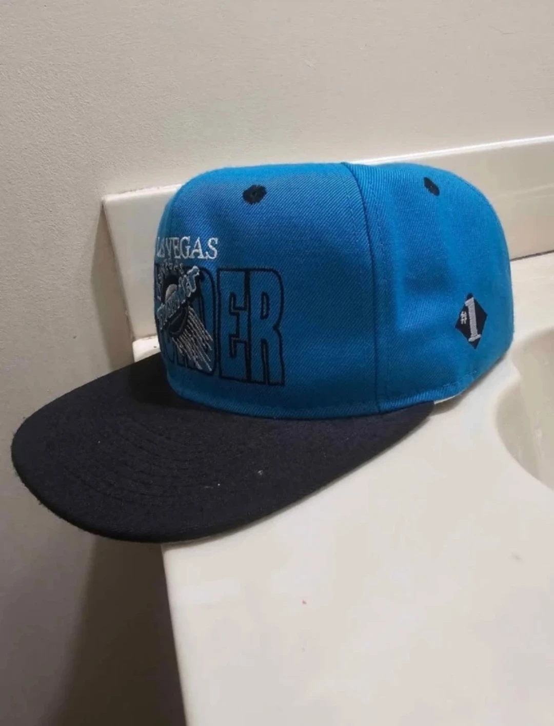 Vintage Las Vegas Thunder Blue & Black Snapback Hat - photo 4
