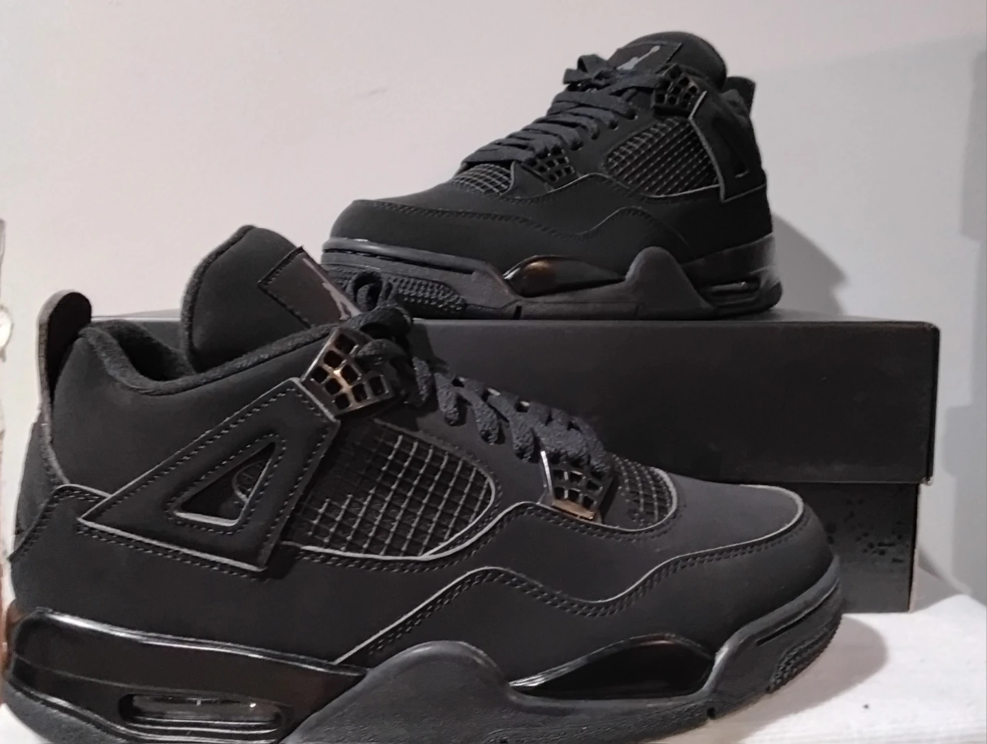 Air Jordan 4 "Black Cat" - photo 2