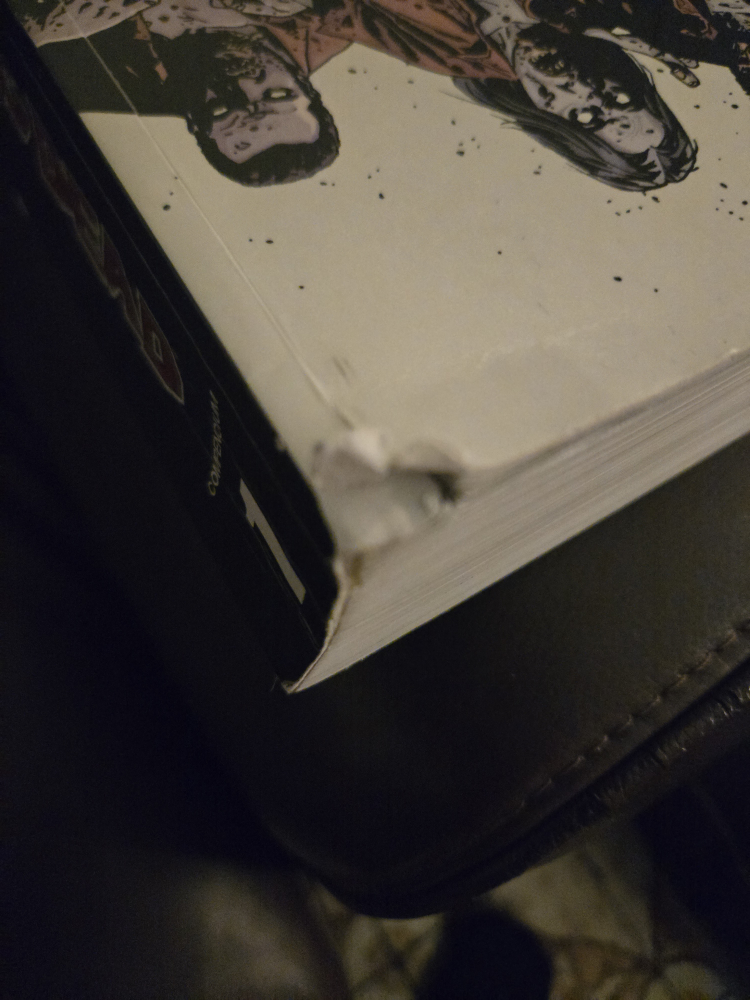 the walking dead compendium vol 1 - photo 2