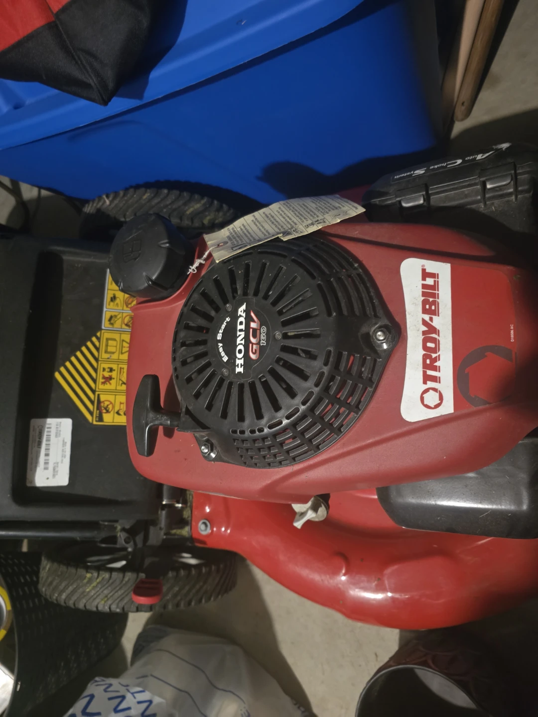 Troy-Bilt Lawn Mower with Honda GCV160 Engine - photo 3