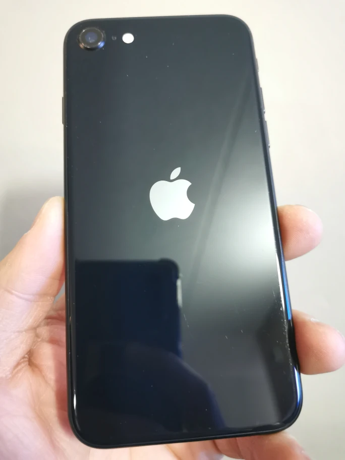 iPhone SE 2022 5G 128G midnight 98% battery health - photo 4