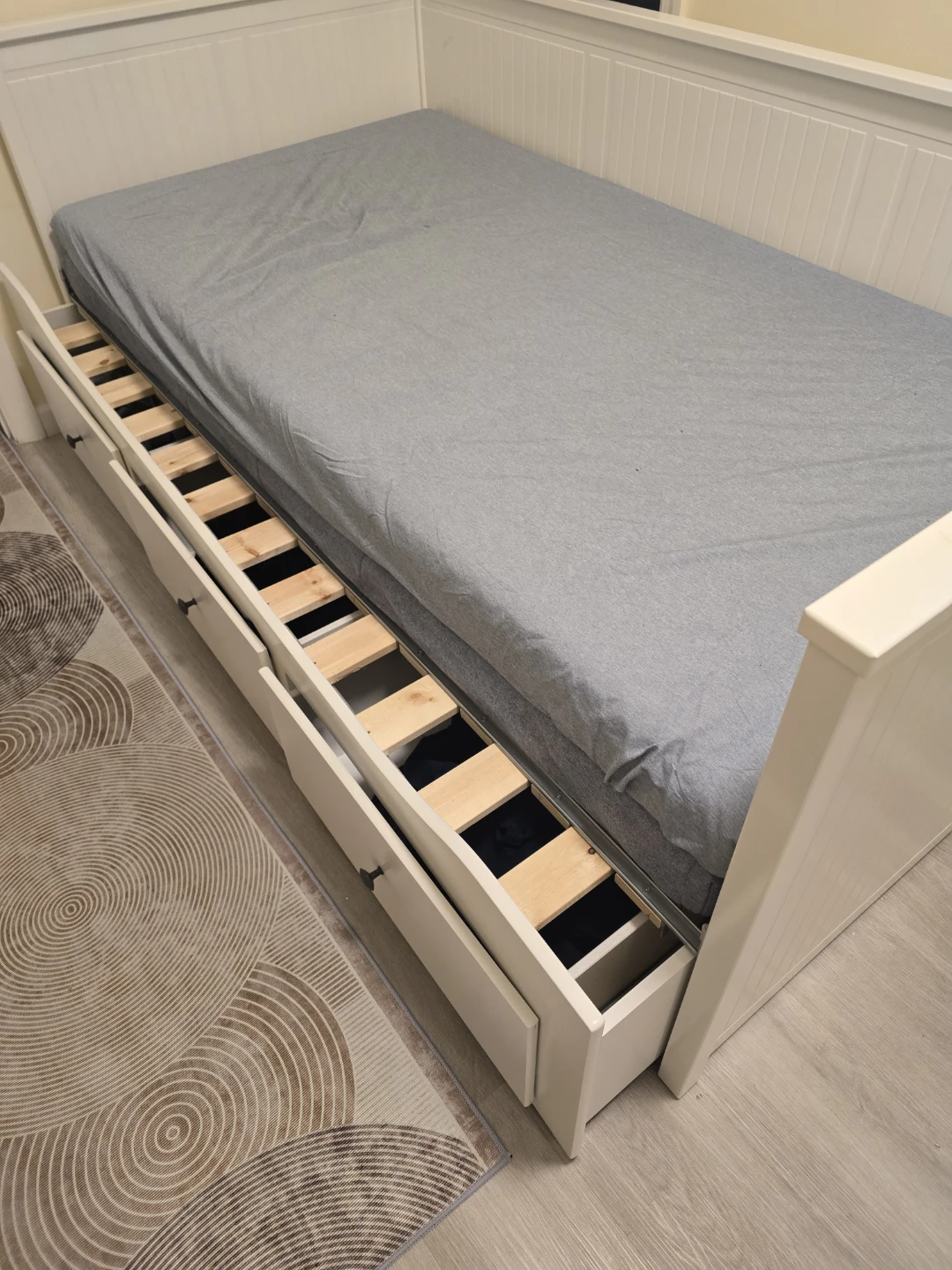 White Daybed with Storage Drawers from IKEA - photo 4