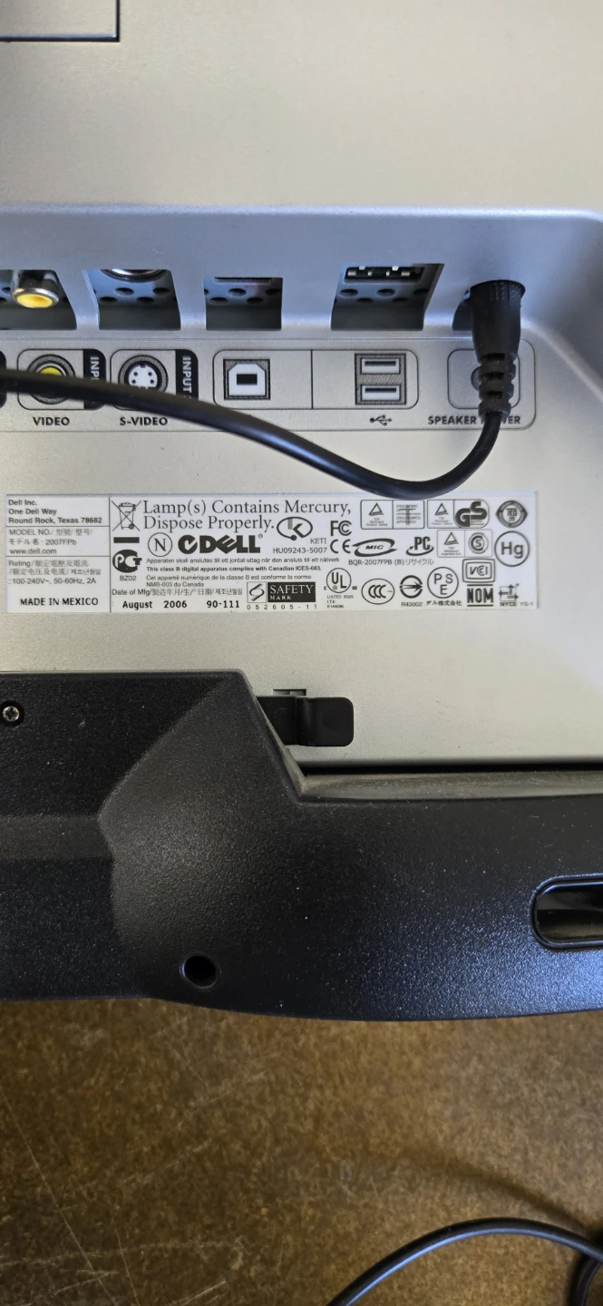 Dell 20" 2007FPb Monitor with Speakers & Cables - photo 2