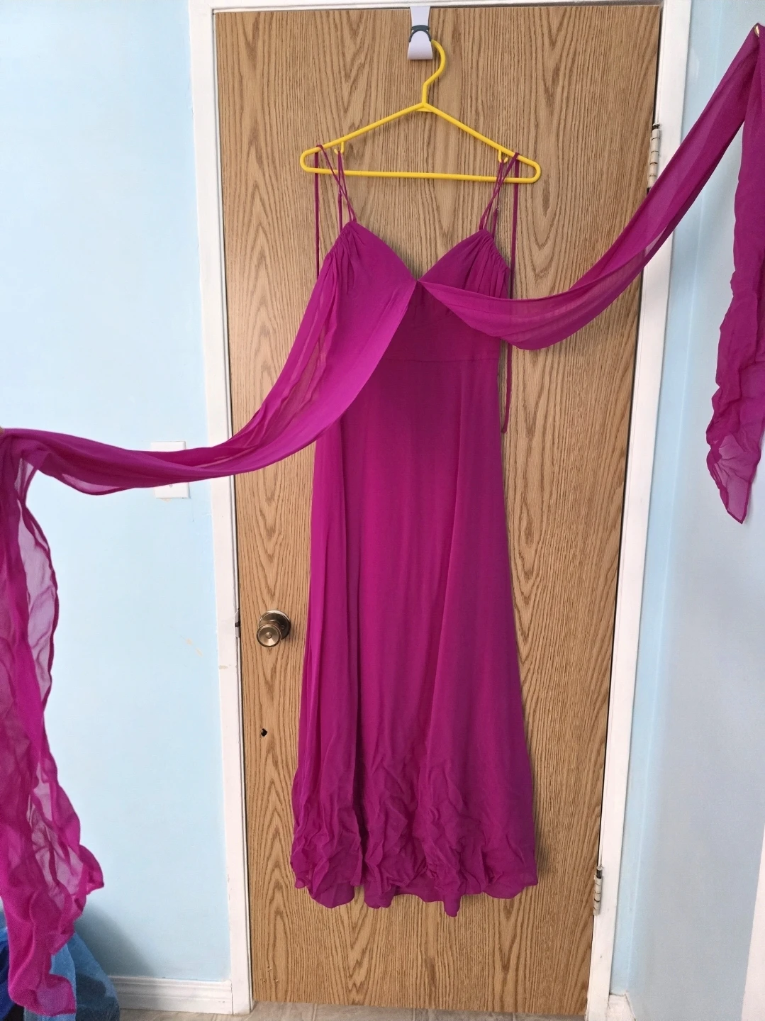 Brand New BCBGMAXAZRIA Gown Size 06 - photo 5