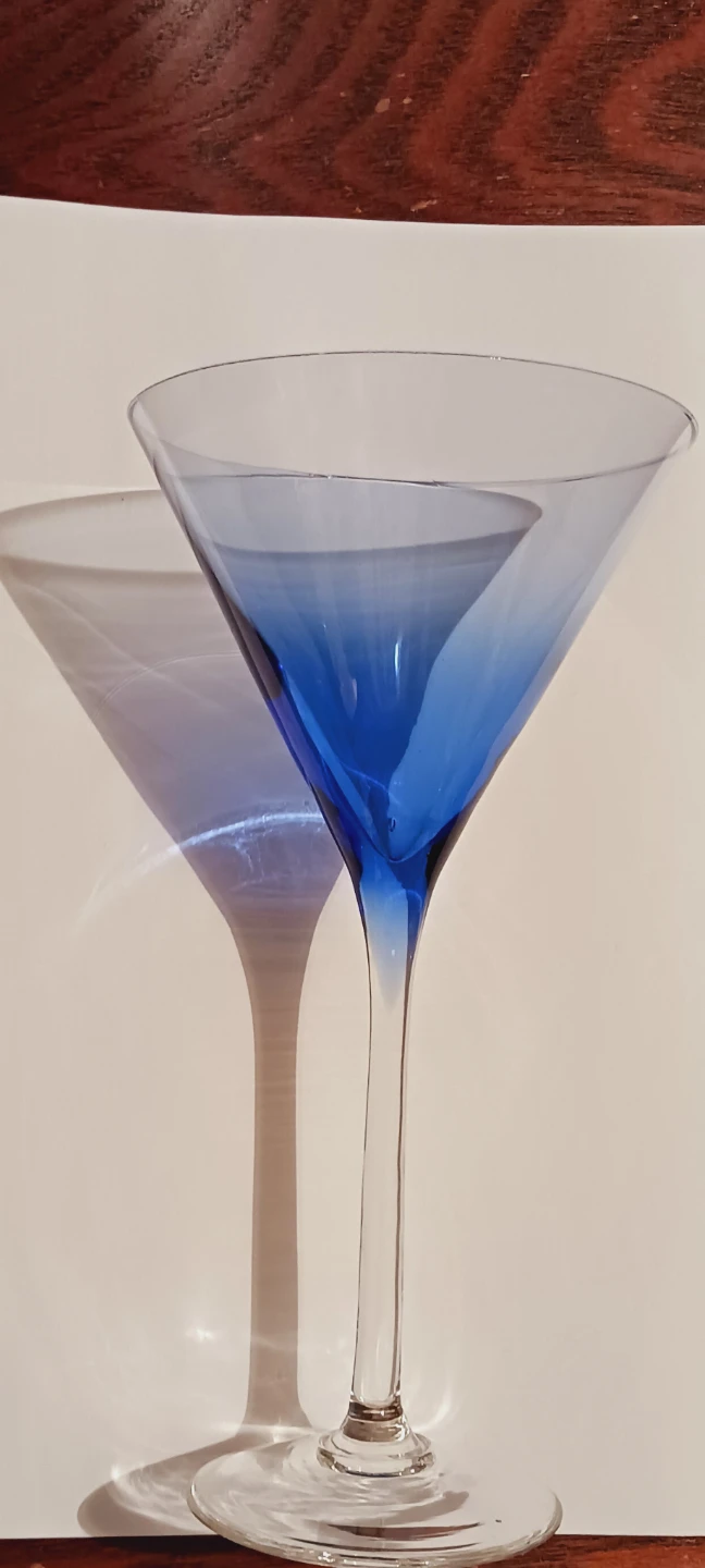 New !! Gorgeous Blue Ombre Tall Martini Glass