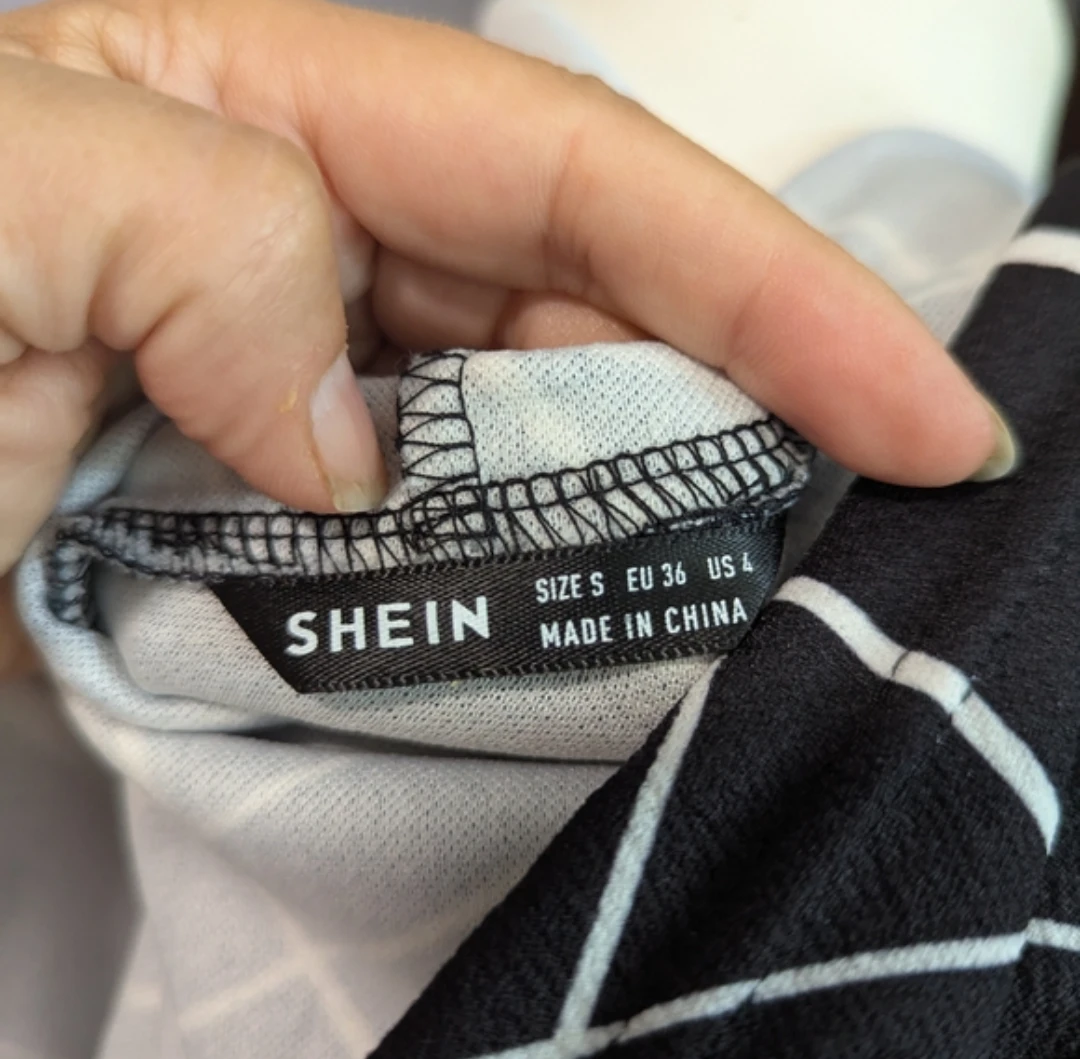 SHEIN Black Geometric Print Hoodie - photo 4