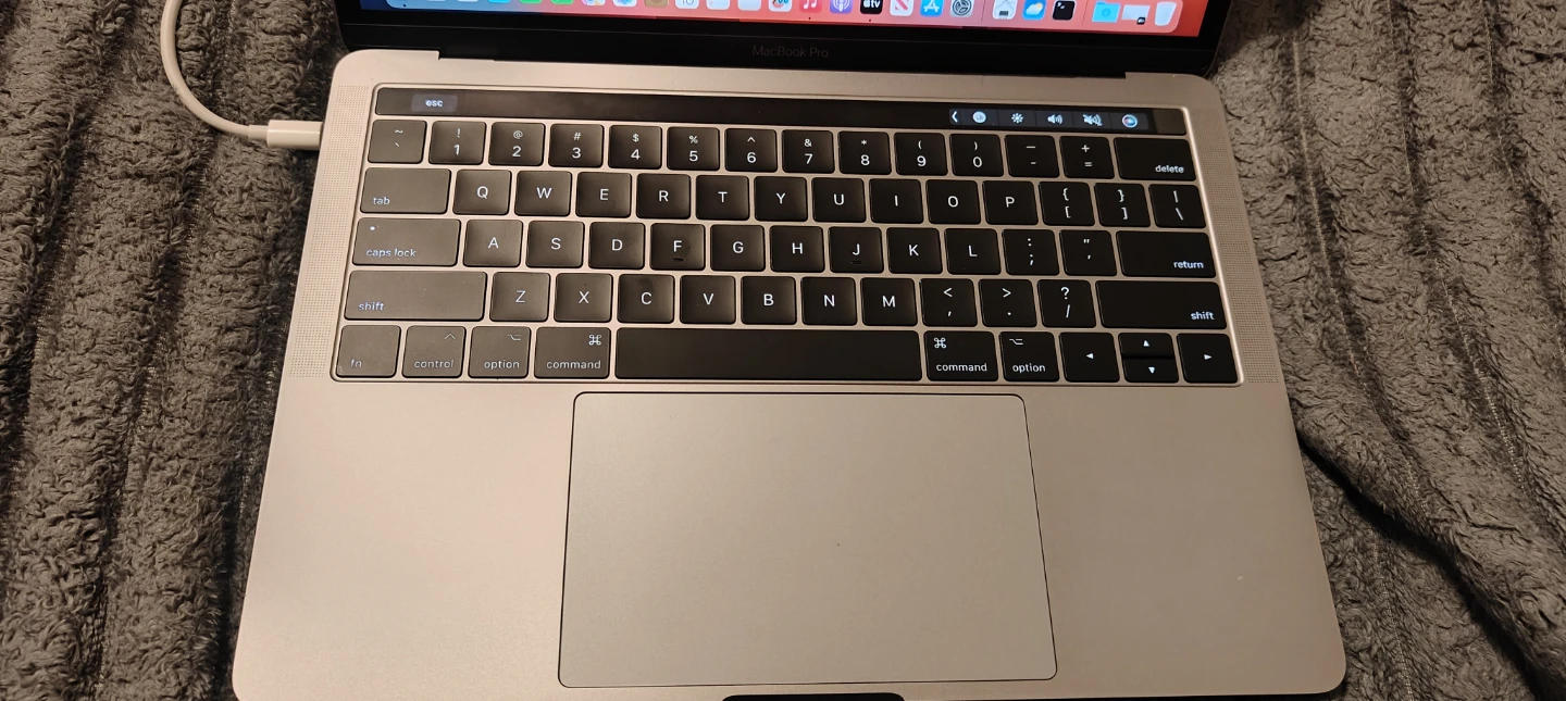 Apple MacBook Pro 13-inch, 2017, Space Gray