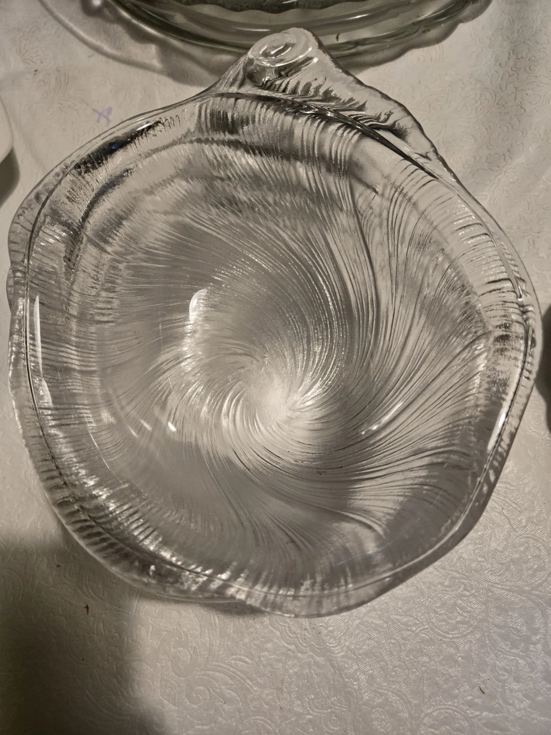 Glass Swirl Bowls (Set of 4)